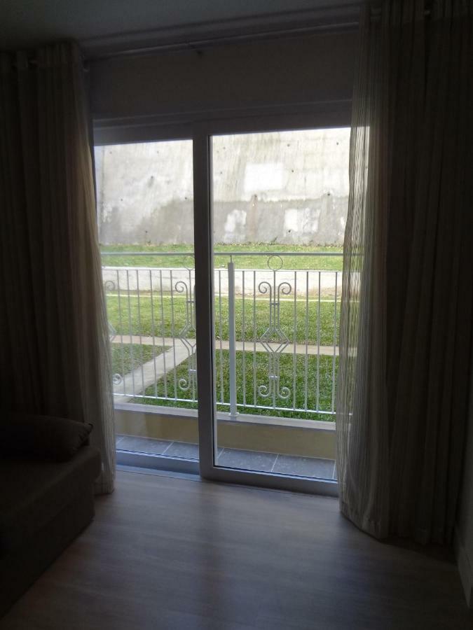 105 Da Borges *